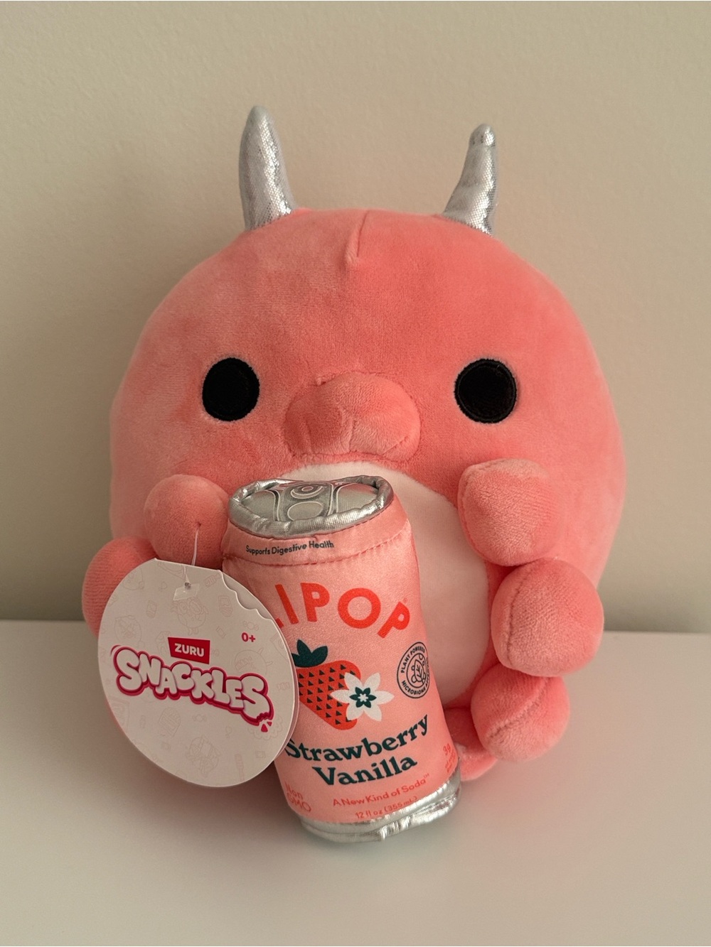 NWT ZURU Snackles Millie the Deep Sea Pig 8” Plush Collector’s items